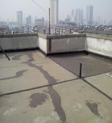 昌黎漏水维修 楼顶漏水是什么原因，楼顶漏水维修方法是什么?